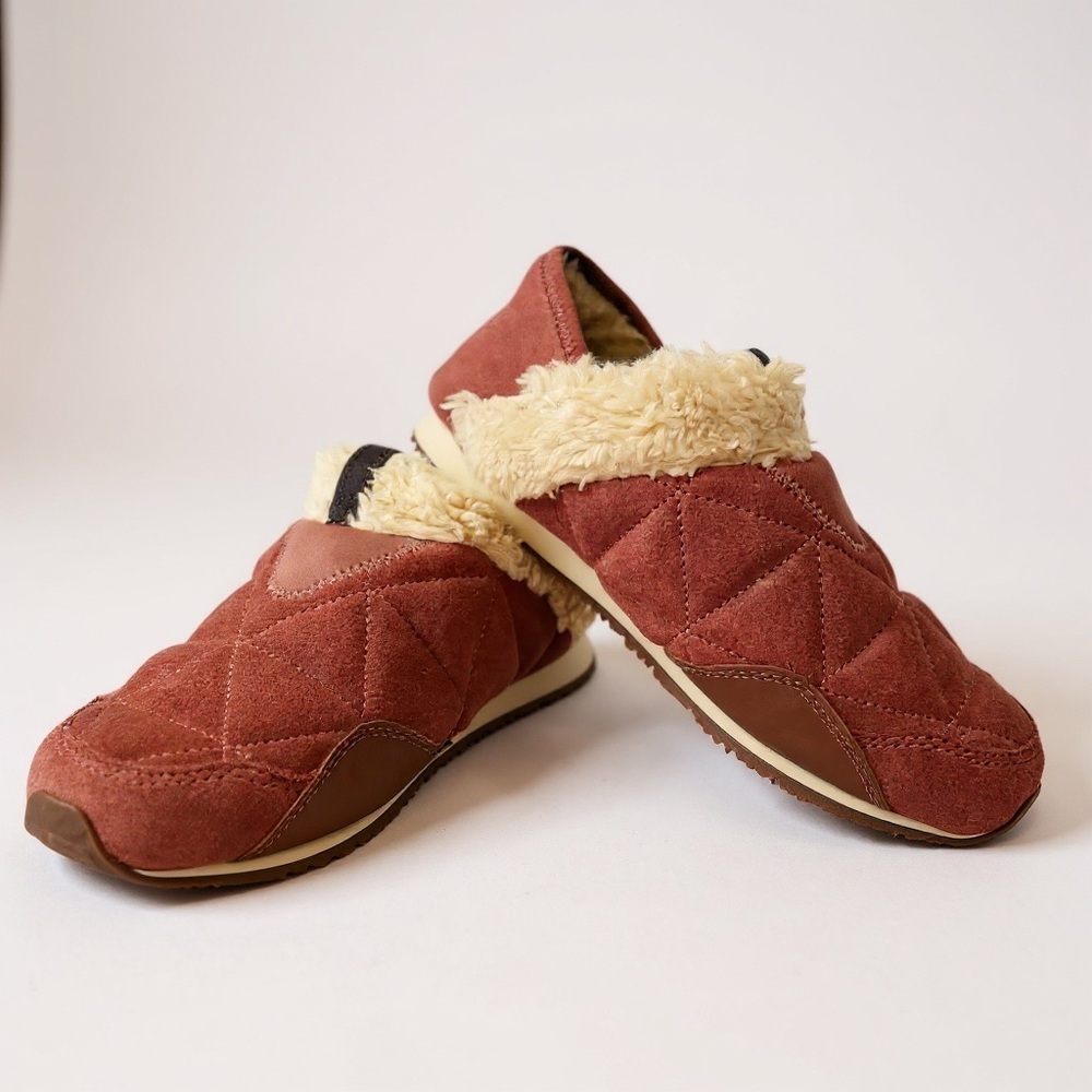 Teva Quilted Brown Women's Slippers